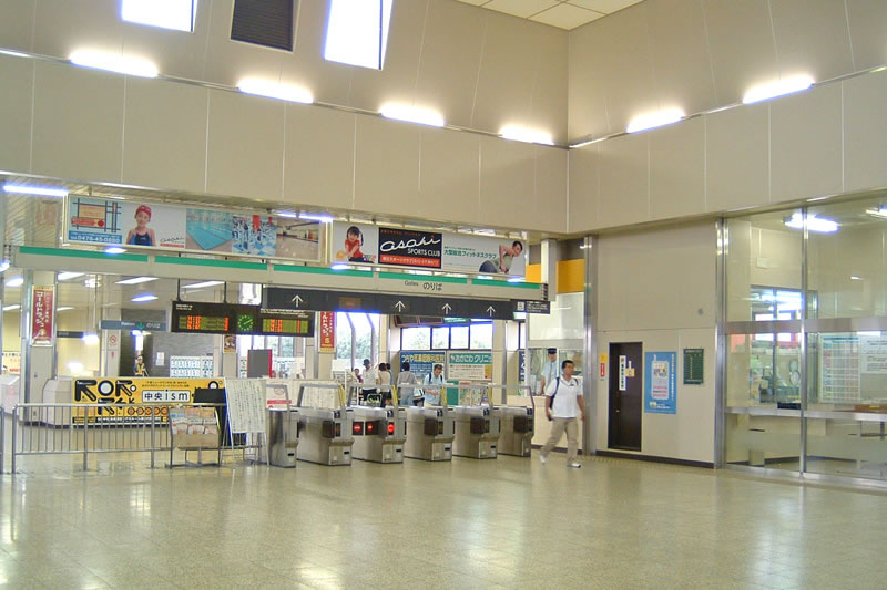 千葉ニュータウン中央駅構内