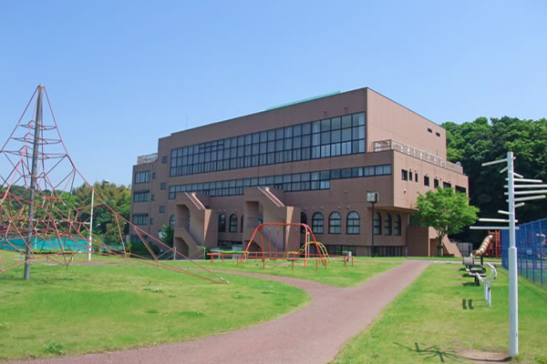 本埜スポーツプラザと本埜公民館