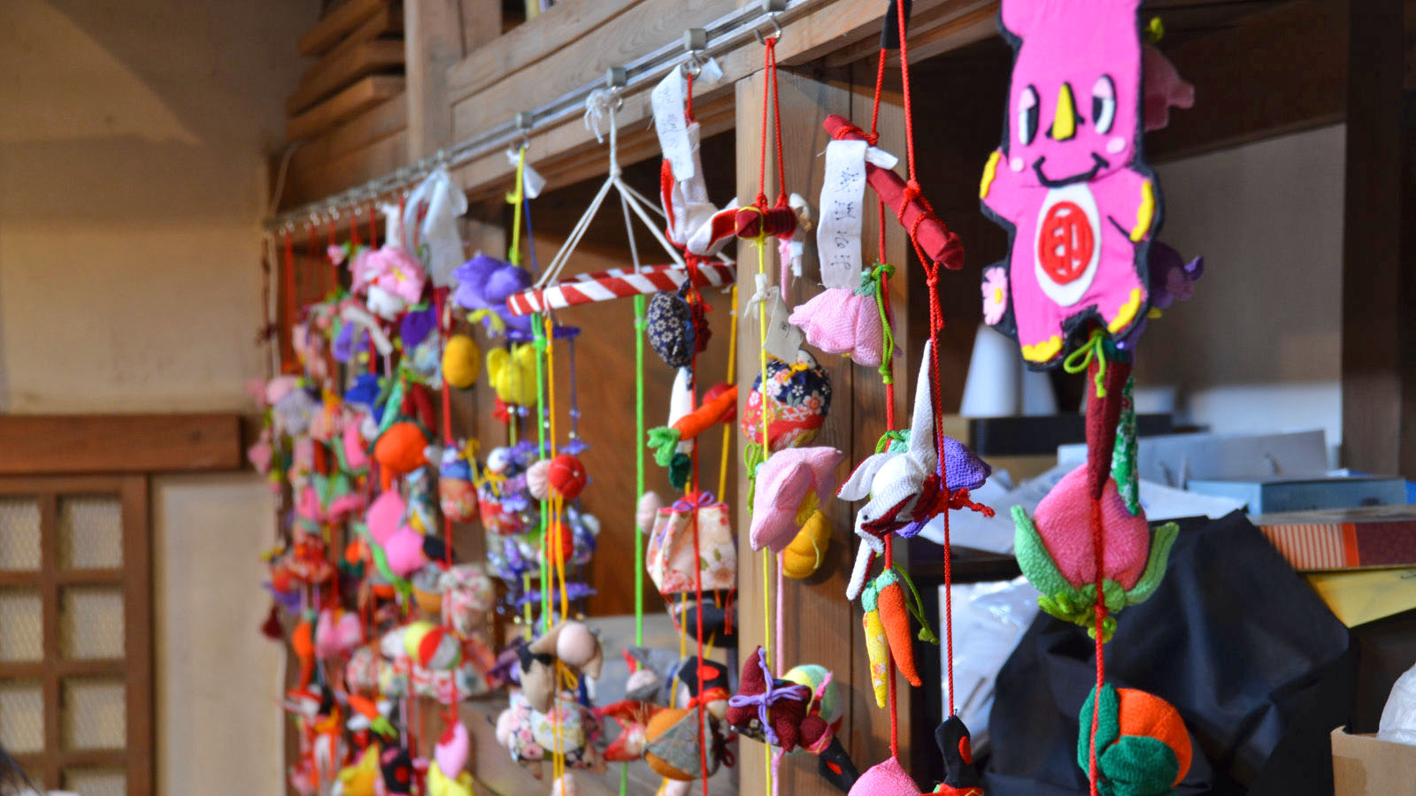 木下の吉岡蔵吉岡まちかど博物館の館内