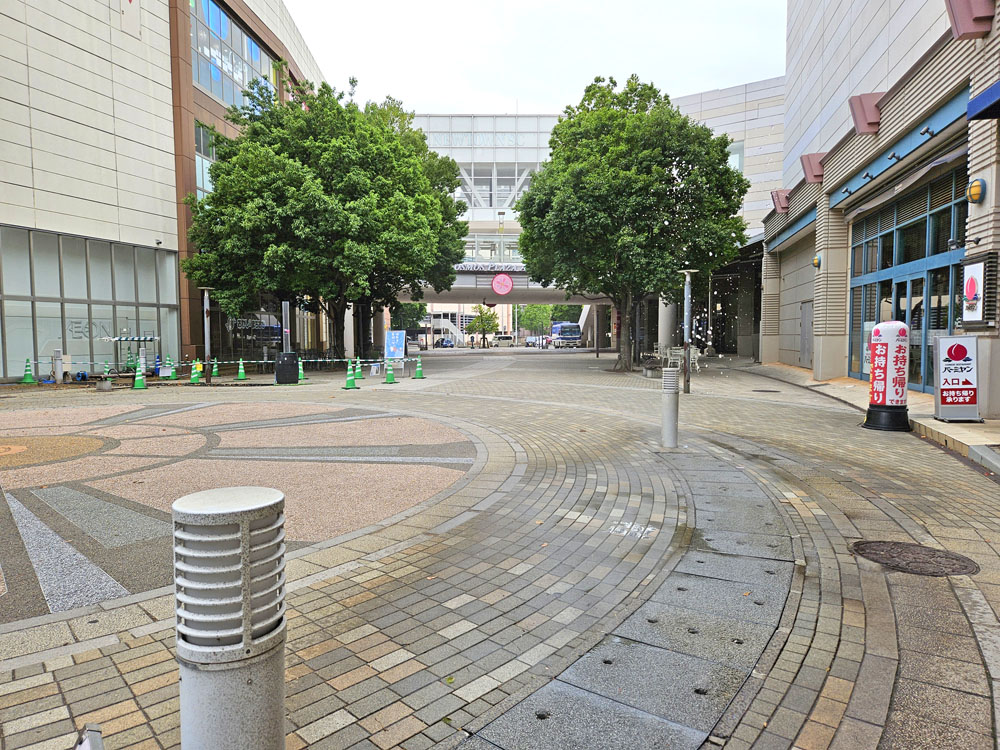 イオンモール千葉ニュータウンの噴水広場
