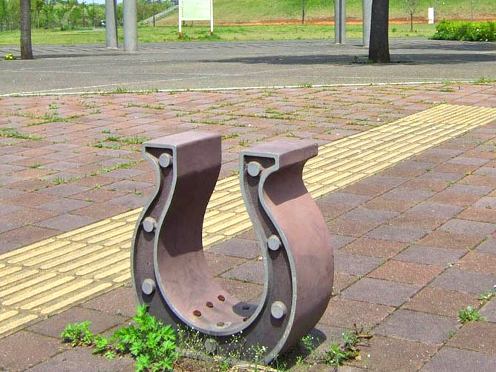 滝野の歩道にある蹄鉄