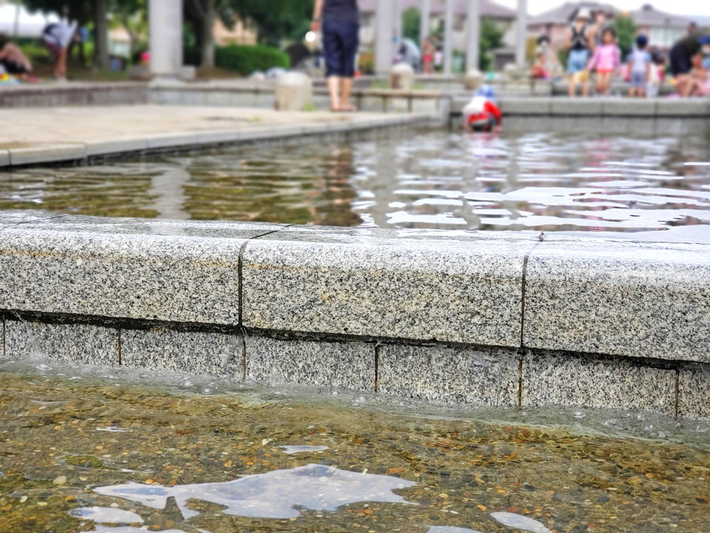 七井戸公園のじゃぶじゃぶ池