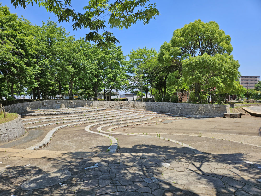 柏ふるさと公園じゃぶじゃぶ池