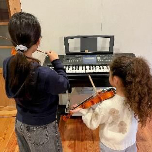 E&I ヴァイオリン•シスターズ