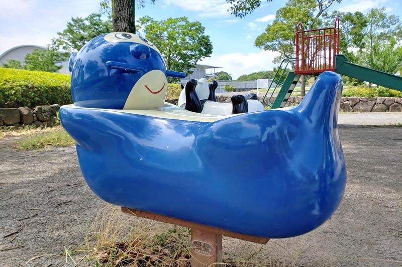 印西松山下公園のラッコの遊具