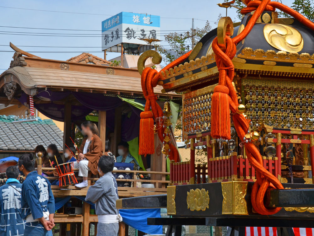 木下の祭り竹袋稲荷神社祭礼の神輿