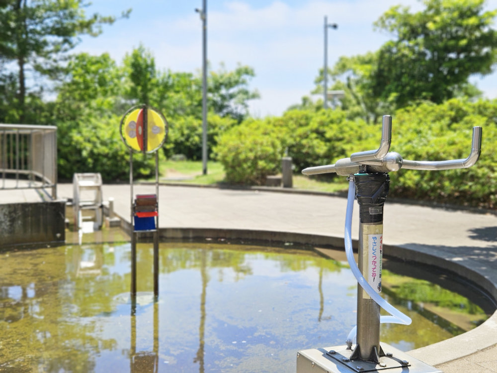 手賀沼親水広場の水遊び水鉄砲