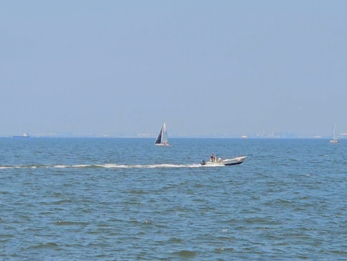 浦安千鳥海岸遊歩道からの海の景色