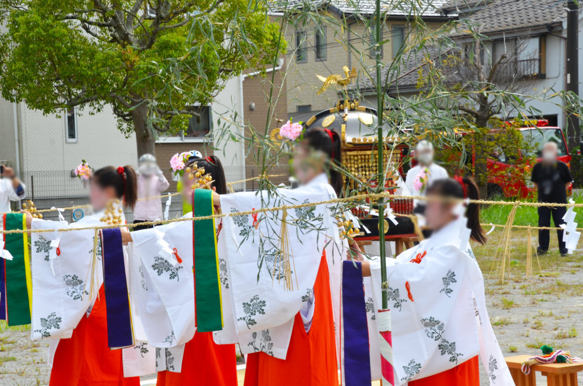 大森鳥見神社祭礼の浦安の舞